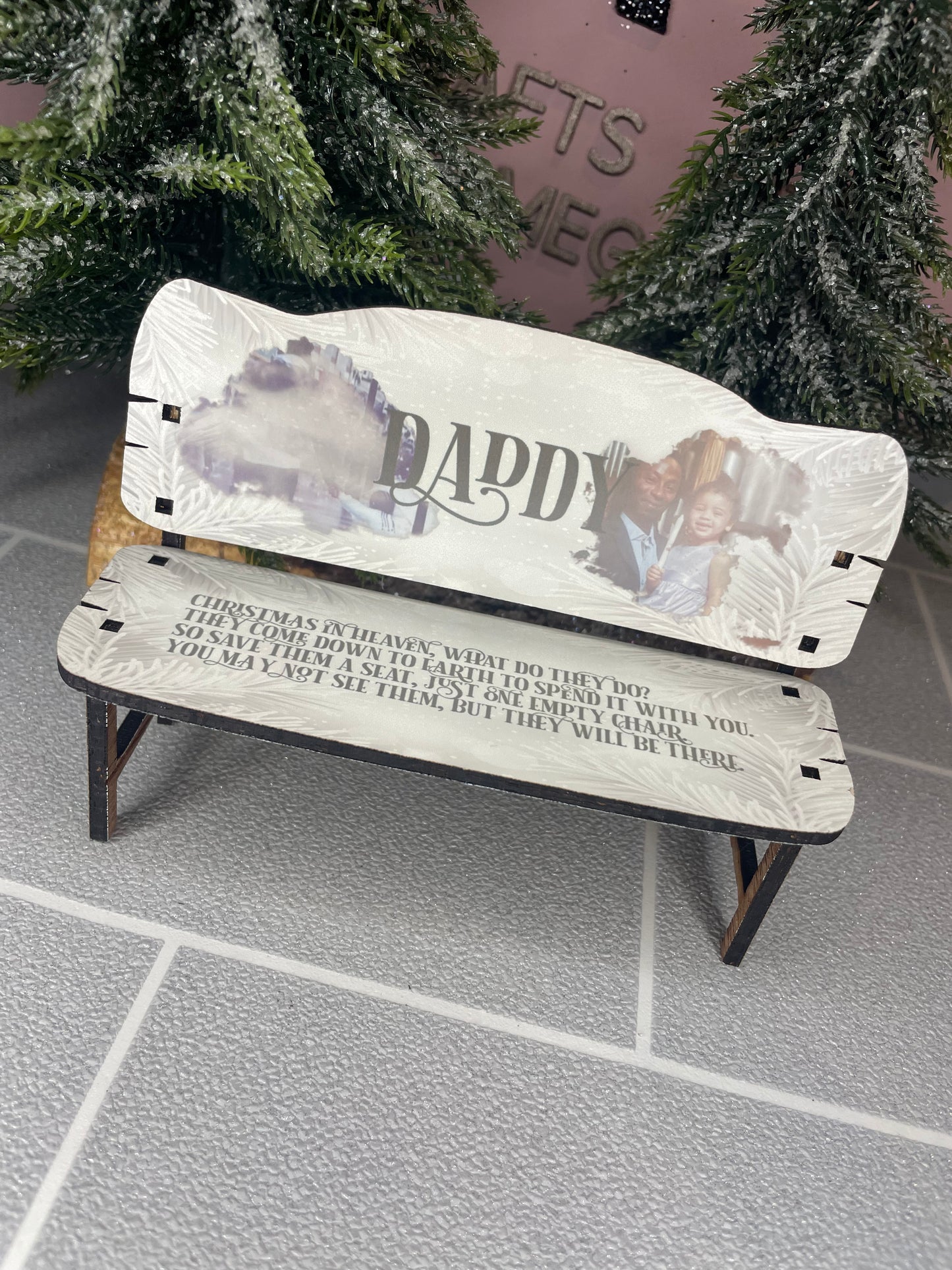 Memorial Bench decoration 🕊️🤍