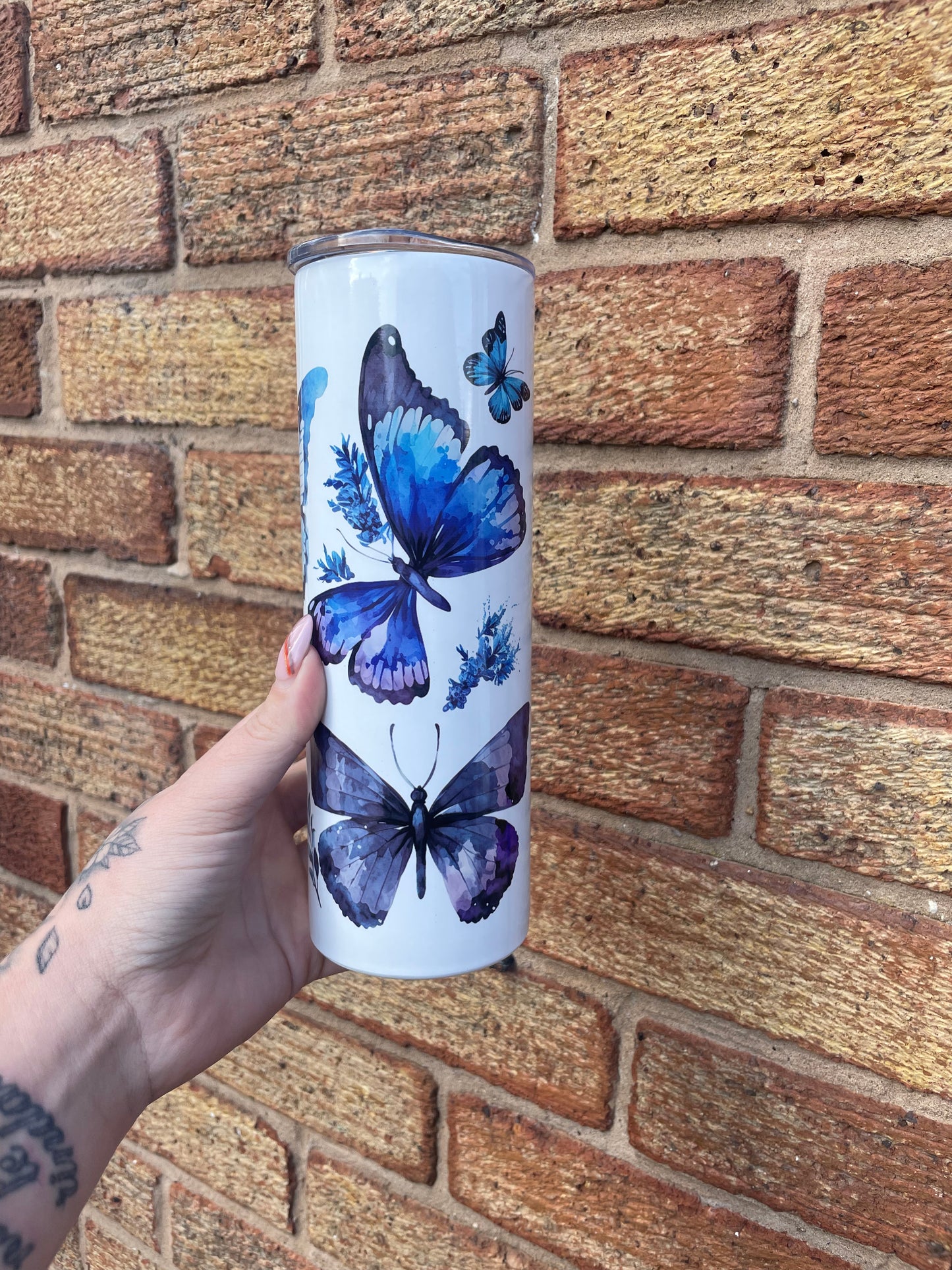 Custom tumblers 🤍